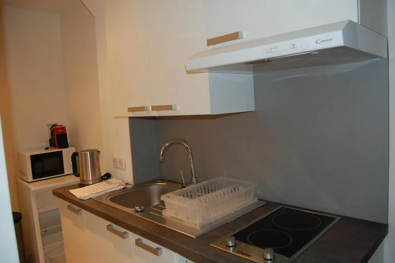 Studio, Le Pasteur, Cannes , Quartier Du Carlton , Rue Pasteur Lejlighed 0*,  Frankrig